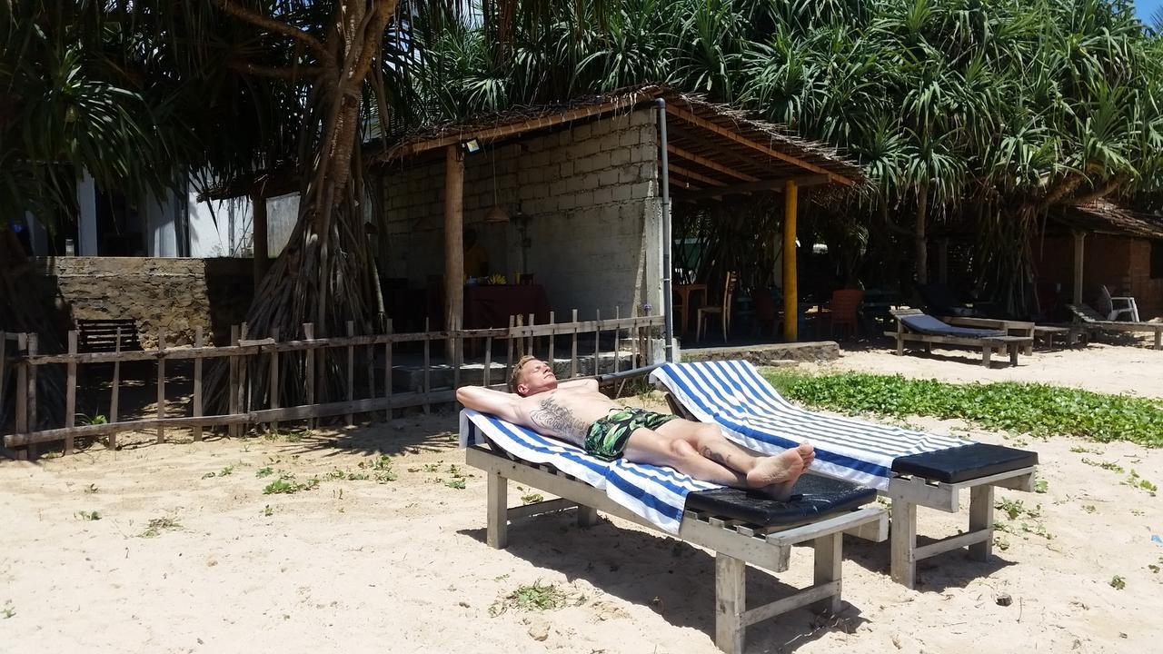 Dasa Beach View Habaraduwa Central Kültér fotó